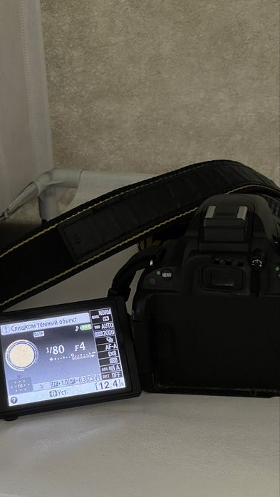 Nikon D5100 + 18–55 + SD 16 ГБ