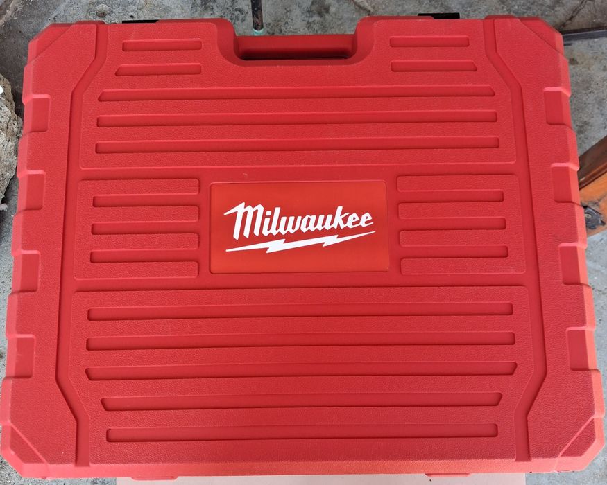 комплект Milwaukee