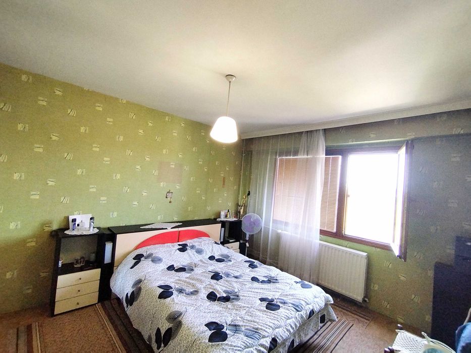 Продава се Тристаен апартамент в Перник, Изток - 90 кв.м за 907 €/кв.м - Снимка #5