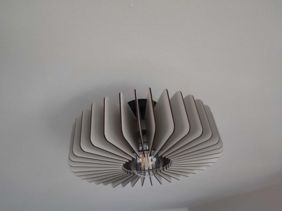 Лампи за таван - ефектни