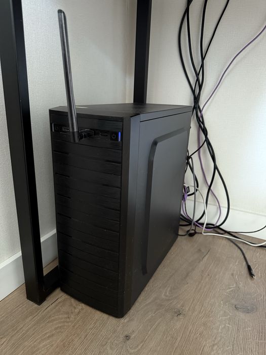 Компьютер с комплектующими