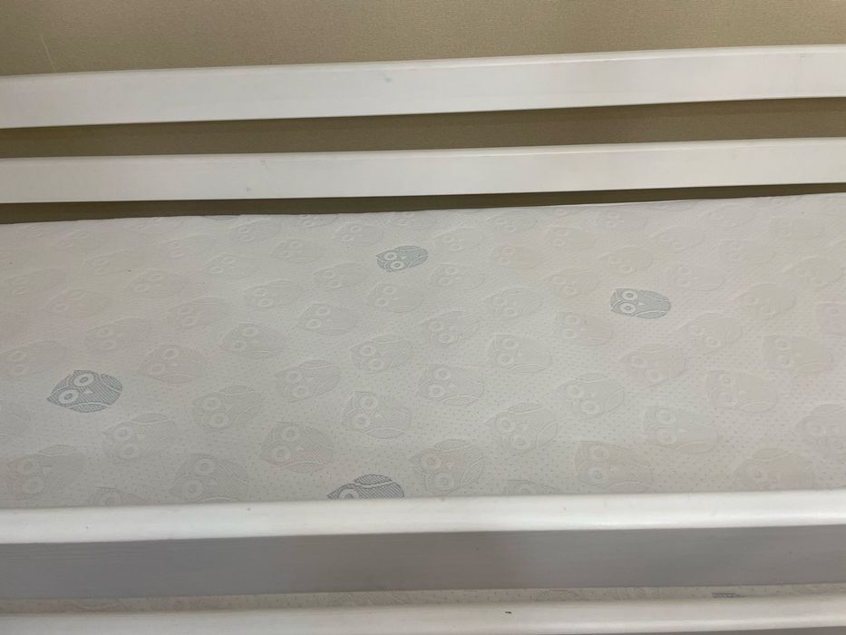 Двуярусная кровать