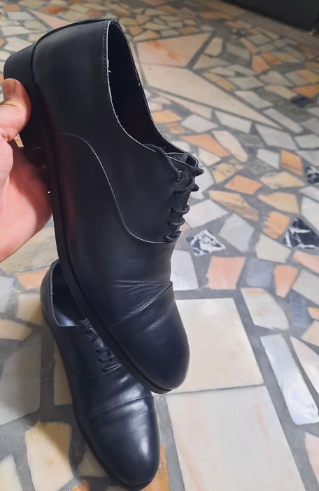 Мужской туфли. Размер 43. Новый. Деффект жок.