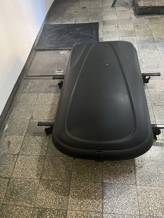 De vanzare cutie portbagaj+ Bare