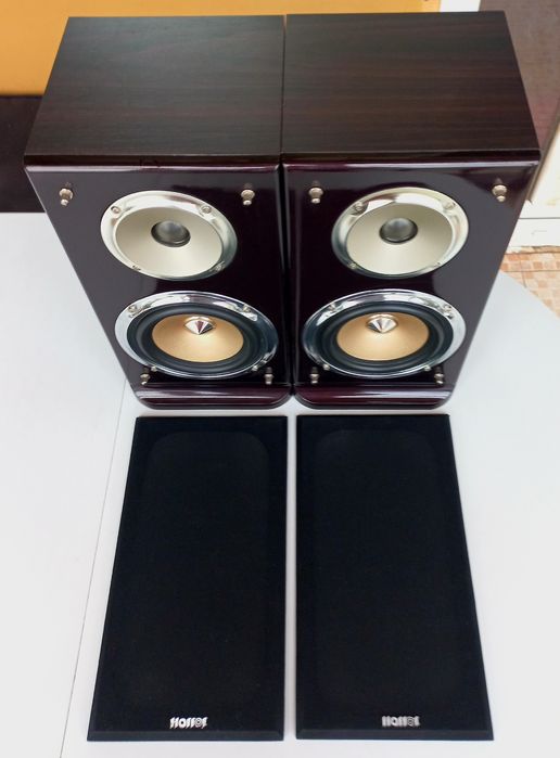 Английски тонколони HARROT