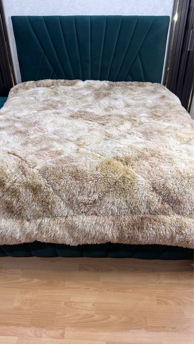 Лохматое одеяло в разных расцветках