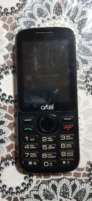 Ishlamaydigan telefonlar sotiladi hammasi