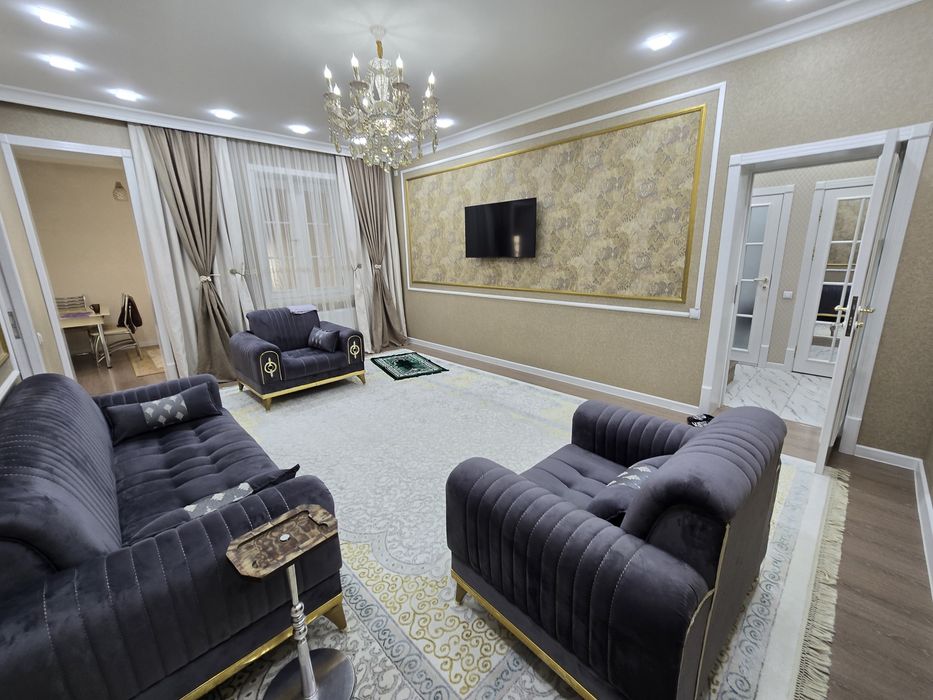 Luks 5 xona lik sotiladi fargona flagman oldida