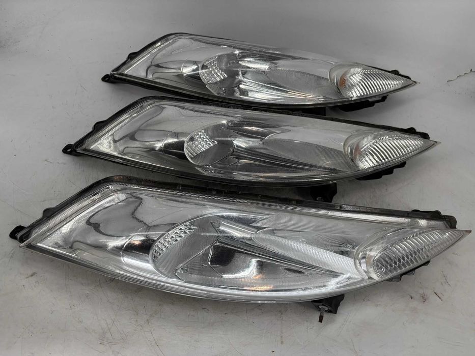 Far stanga/dreapta Nissan Juke an 2012