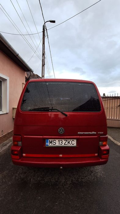 Volkswagen  Caravelle T4 2.5   8+1 locuri