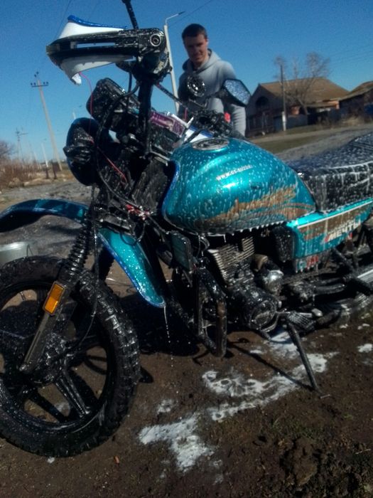 Мотоцикл Suzuki gsx 250cc