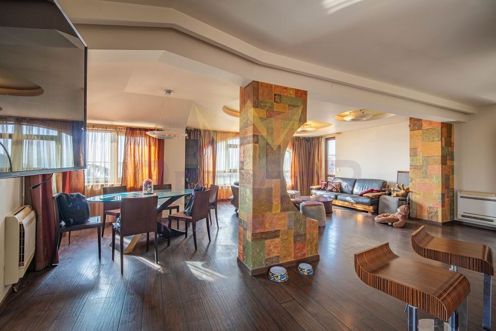 Продава се Четиристаен апартамент в Варна, Чайка - 200 кв.м за 2100 €/кв.м - Снимка #4