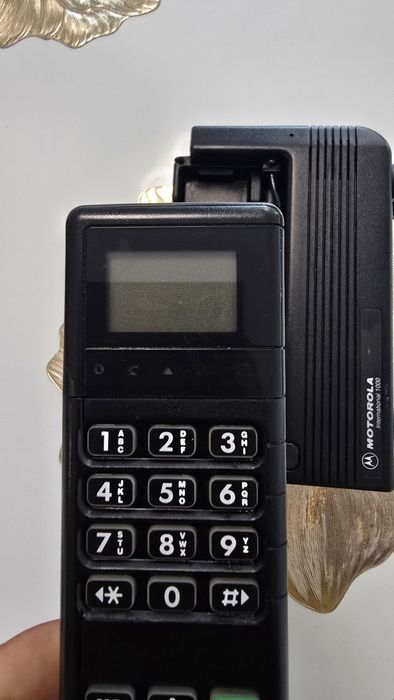 Motorola International 1000