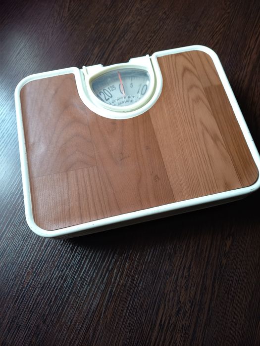 Весы  бытовые механические