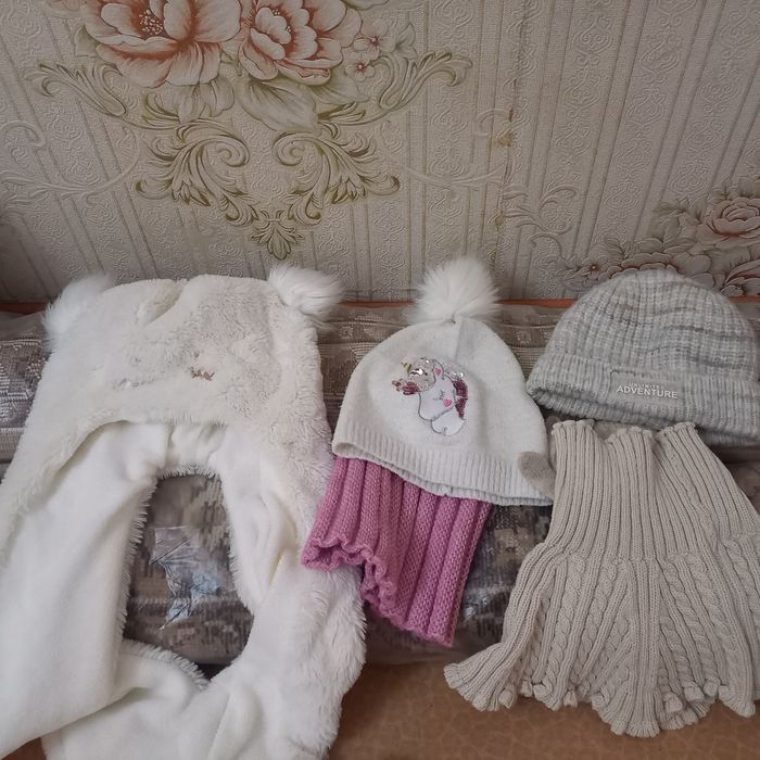 Срочно продаётся весь зимний комплект на девочку