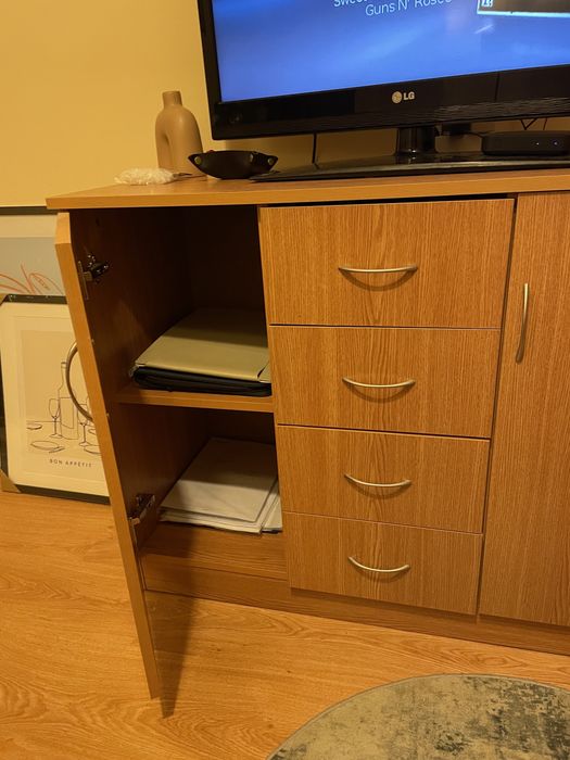 Скрин / комод от Jysk в безупречно състояние