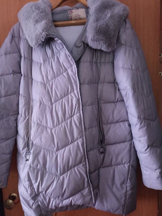 Продам женские вещи