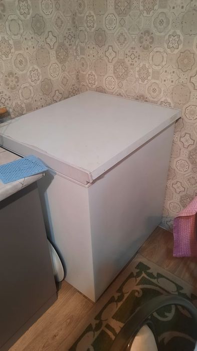 Продам морозильник