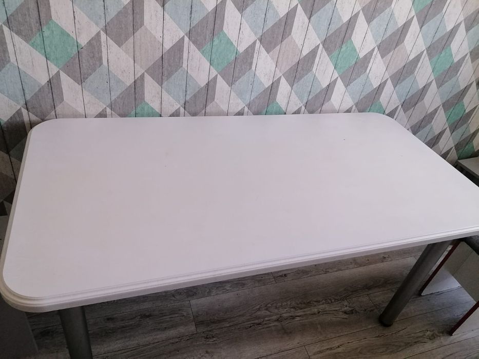 Обеденый стол 150 на 70