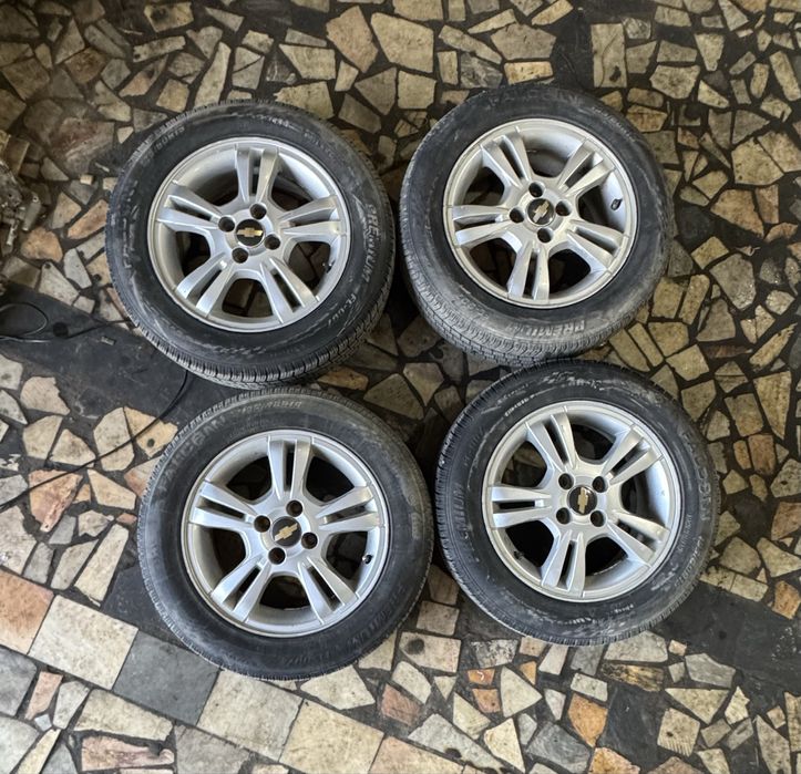 R15 sotiladi.Ravon diska. Nexia 3. Spakrkka