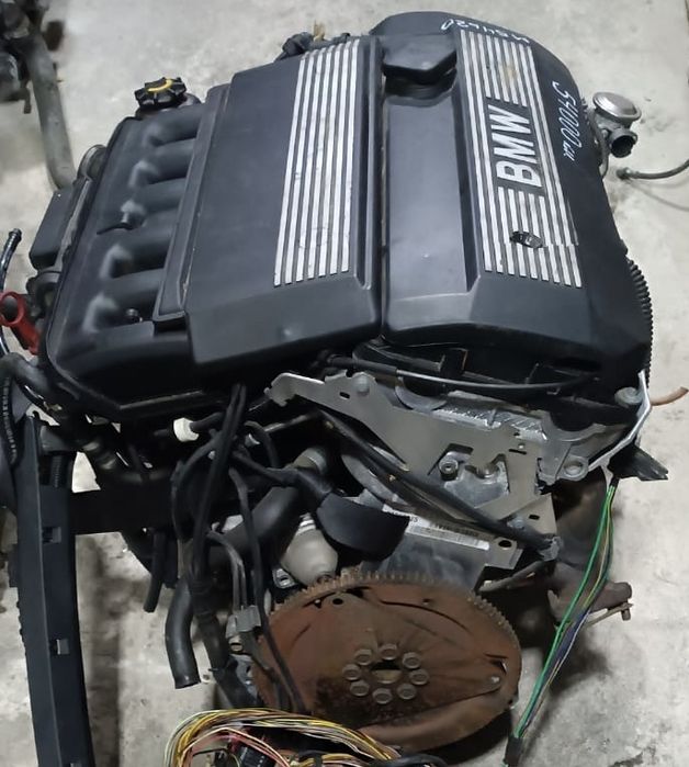 Двигатель БМВ BMW M54b20.