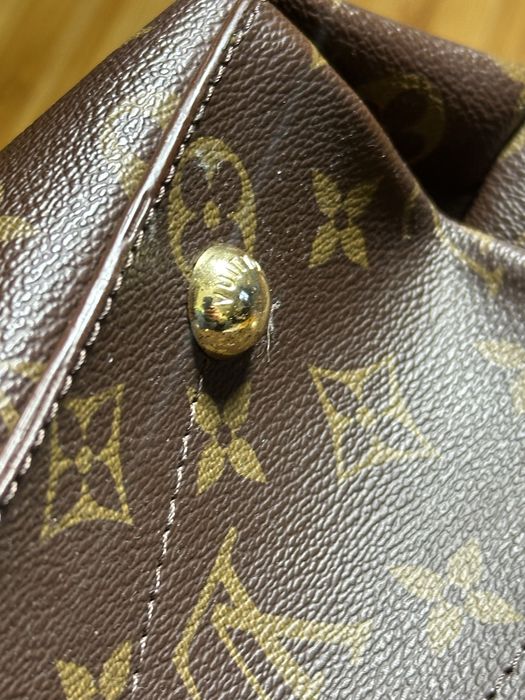 Geant Louis Vuitton Metis Hobo Monogram Canvas in conditie buna