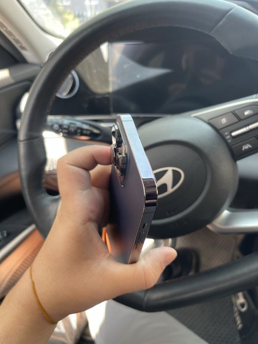 Продам Айфон 14 про макс 512гб