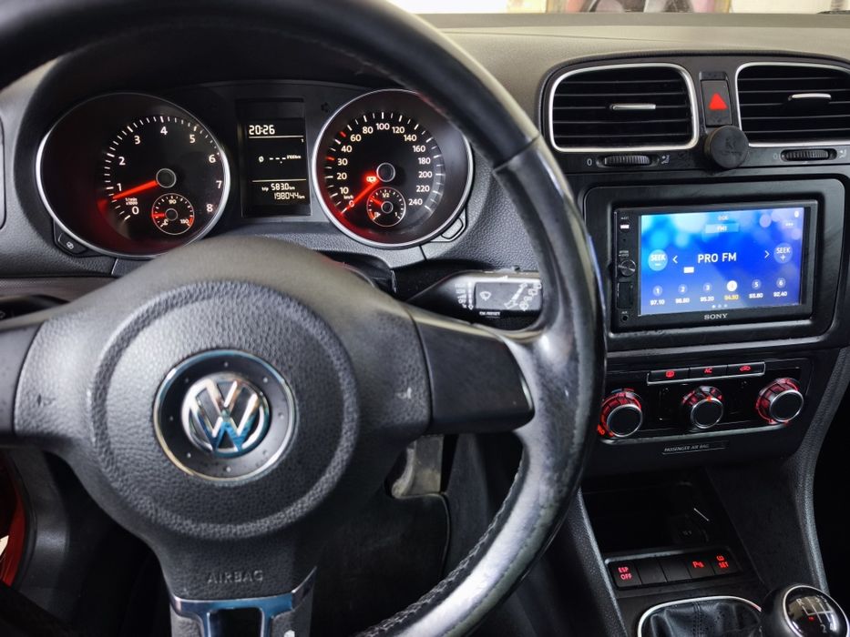 Volkswagen Golf 6 1.6 benzina