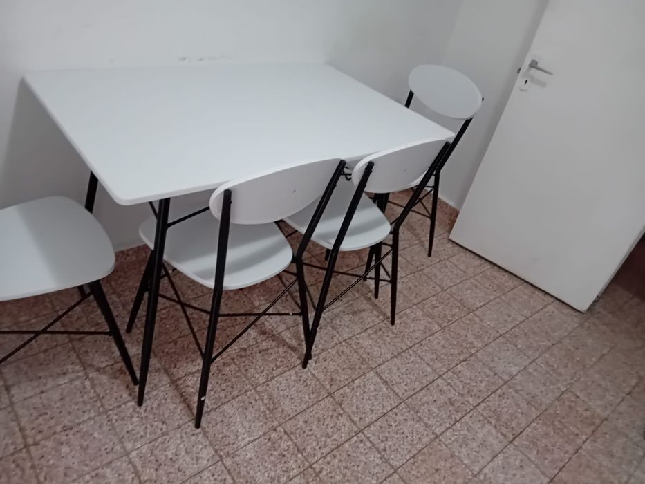 Inchiriez apartament