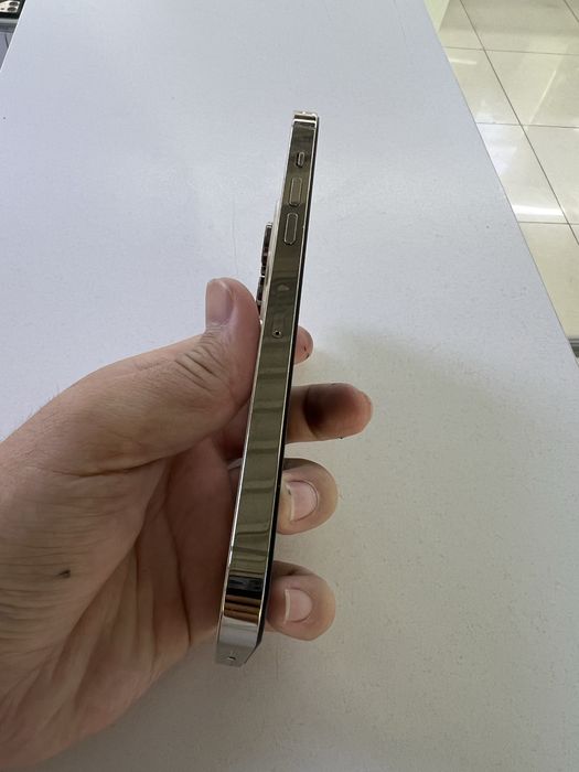 Продам Iphone 14 pro max