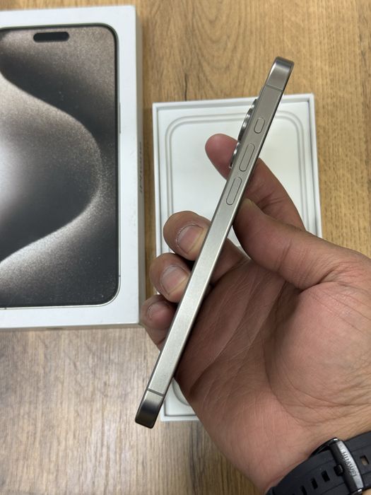  iPhone 15pro max 5G 256gb LL/A e-sim natural titanium в отличном сос