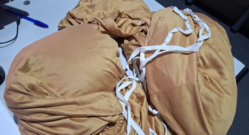 Husa elastica pentru canapea in L Lydevo, 2+2 locuri, galben inchis