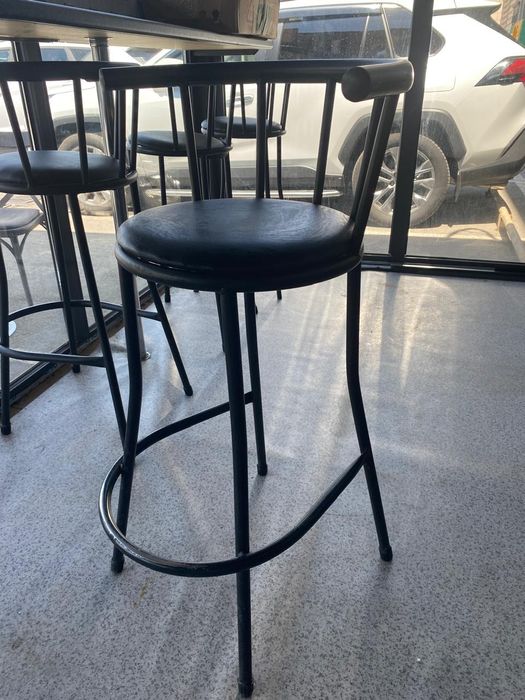 Барный стул в отличном состоянии