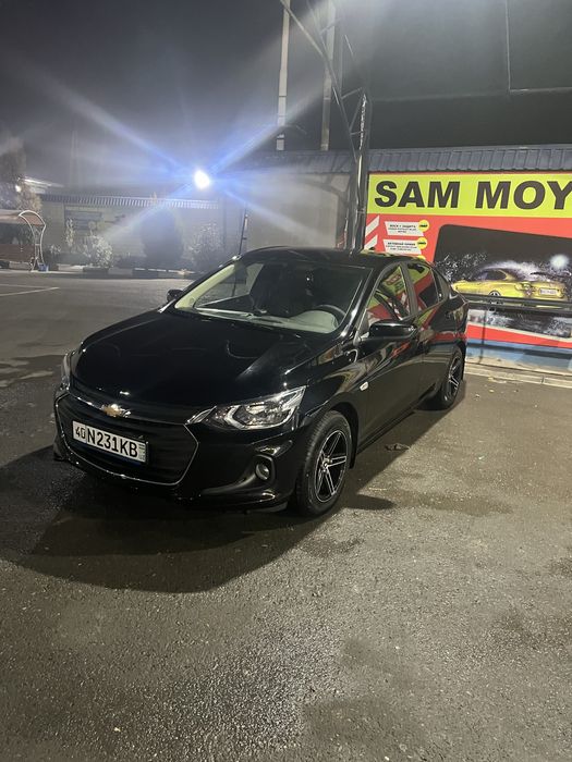 onix 3- pozitsiya mexanika sotiladi