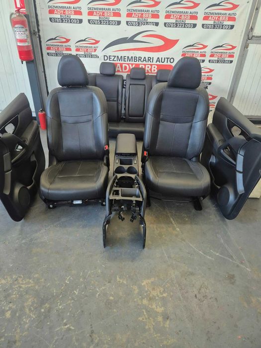 Interior din piele cu incalzire Nissan Qashqai J11