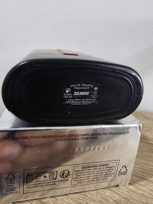 Prada carbon luna rossa