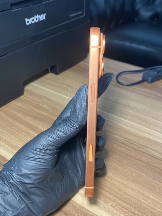 iPhone 17 Pro Max • 1 TB • Cosmic Orange / Cod produs: 1984