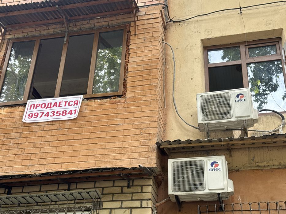 Чилонзор тумани 6 кварталда 2 хоналик уй сотилади.