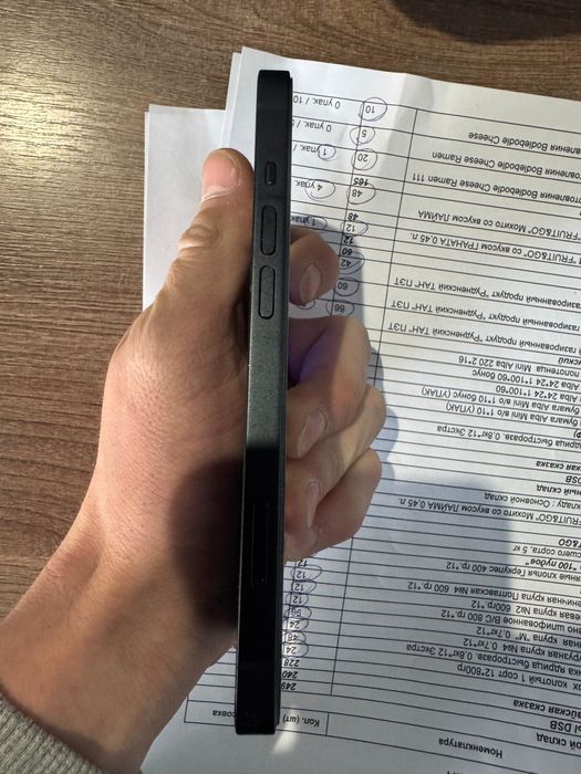 Айфон 14,128 гб имеется каробка