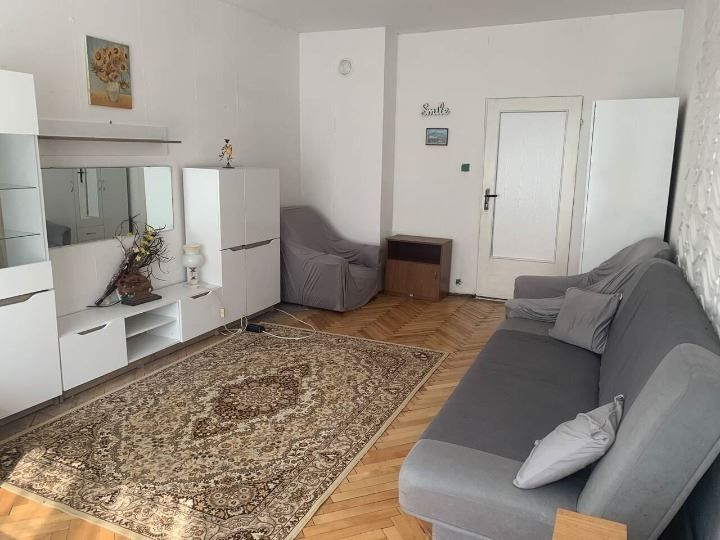 Дава се под наем Двустаен апартамент в София, Банишора - 50 кв.м за 382.5 € - Снимка #1