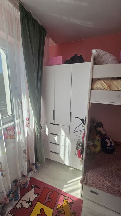 Închiriez apartament 2 camere, mobilat și utilat, zona Grădină, Bârlad