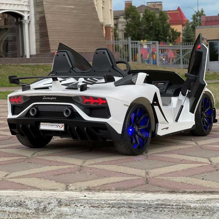Двуместна КОЛА Licensed Lamborghini Aventador SVJ 24V с функция дрифт