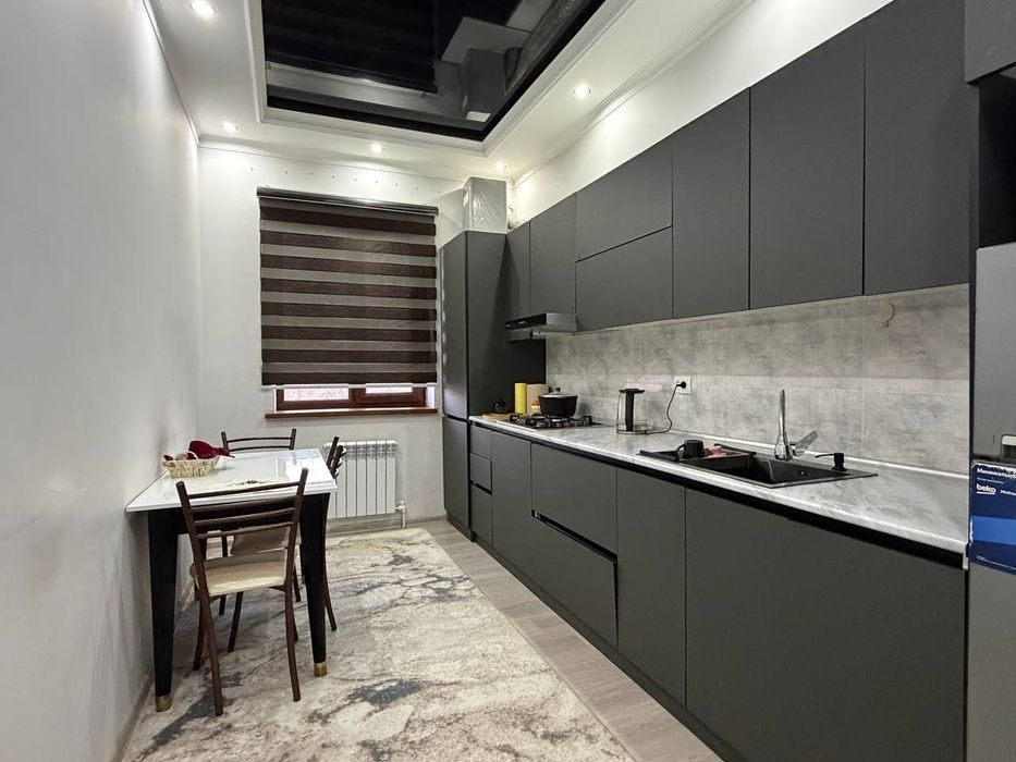 Дубовая Пастртный Стол Новостройка 2/6/6