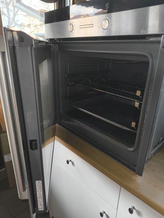 Фурна за вграждане Siemens