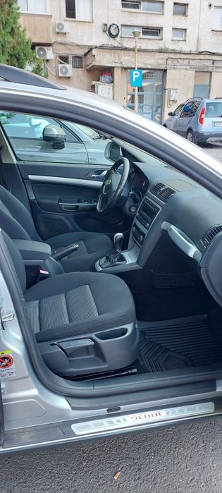 Skoda Octavia Scout 4×4 - an 2010, 6950 eur.