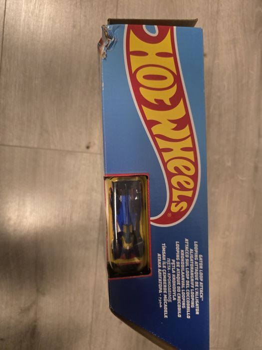 Игрален комплект Hot Wheels City - Отмъщението на зверовете, Пицария -