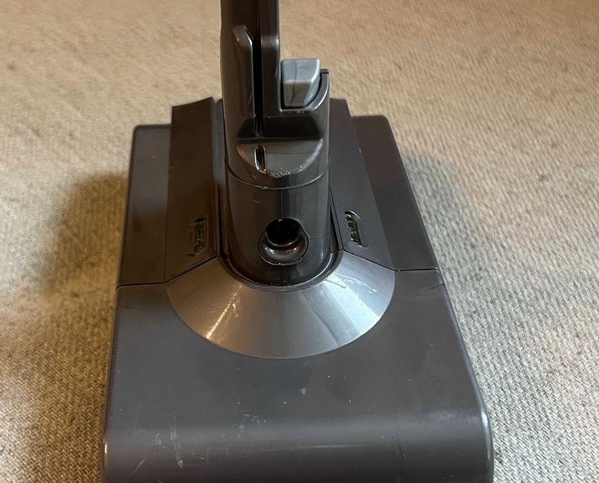 Baterie Dyson V8 originala SV10 21.6V Li Ion functionala