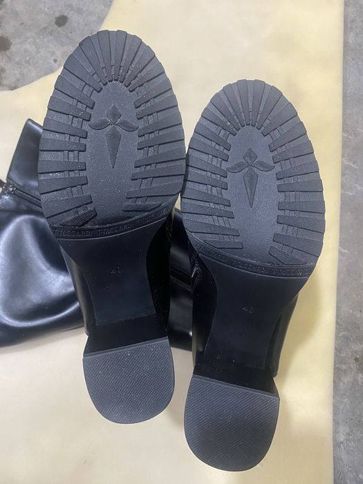 Женские сапоги новые