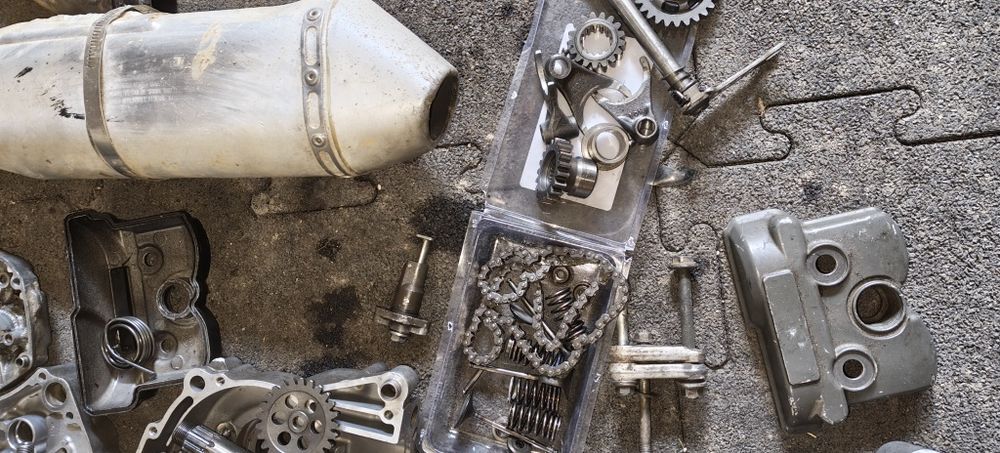 Suzuki RMZ 250 Cross, 2008 - pentru piese