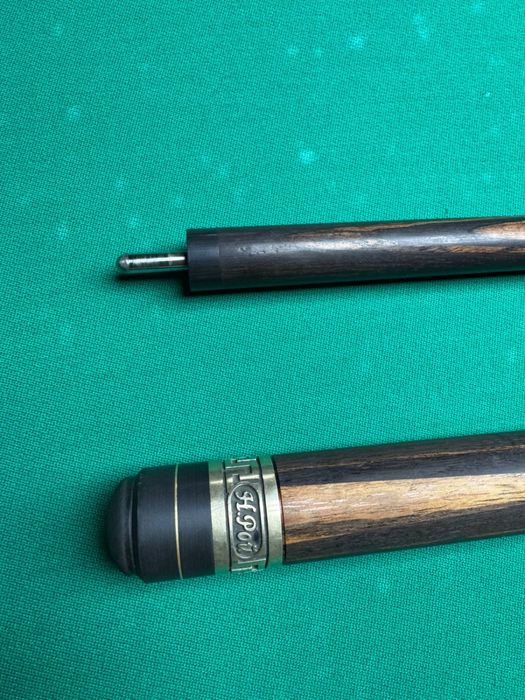 Продам кий Н.Рой